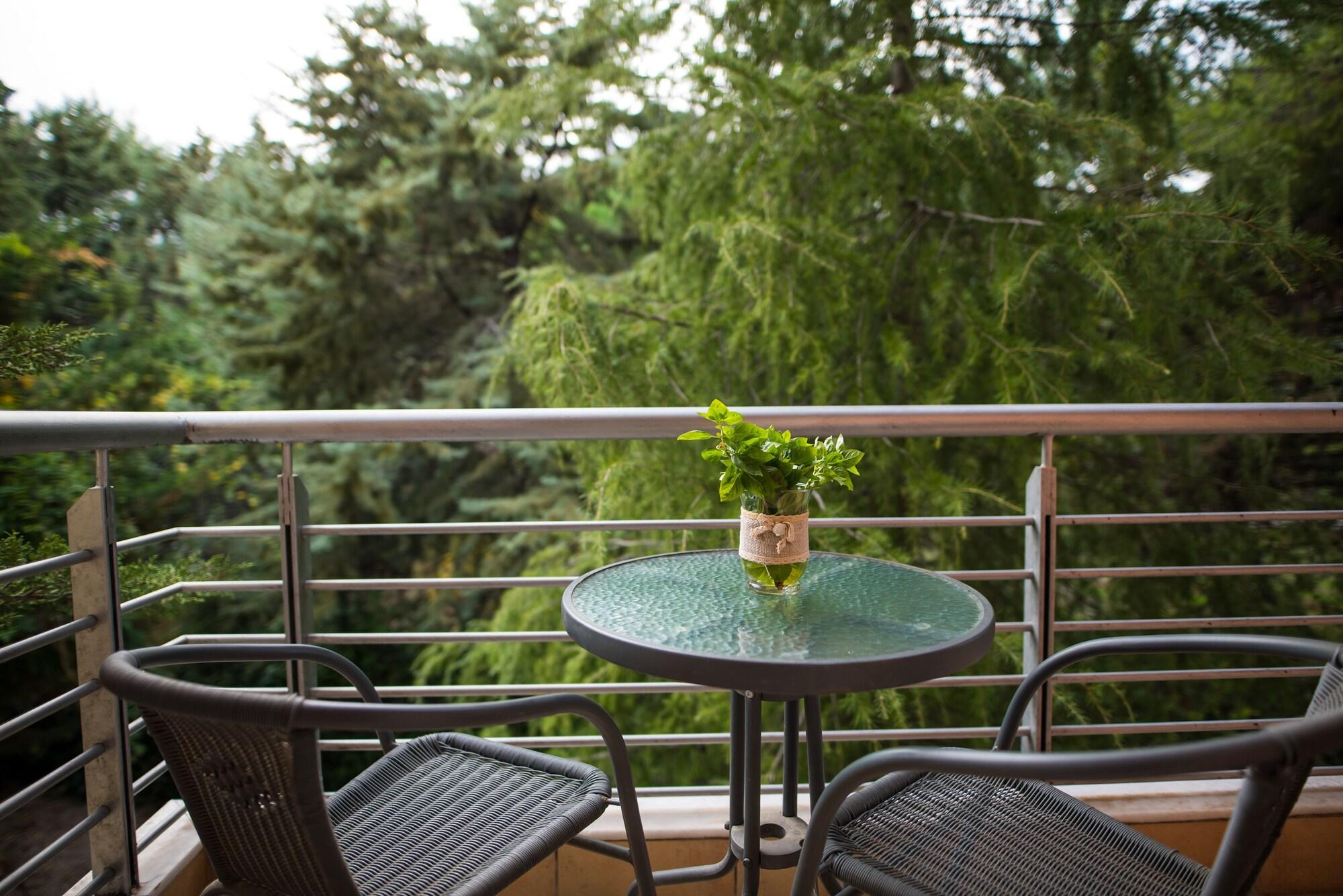 Anastazia Luxury &