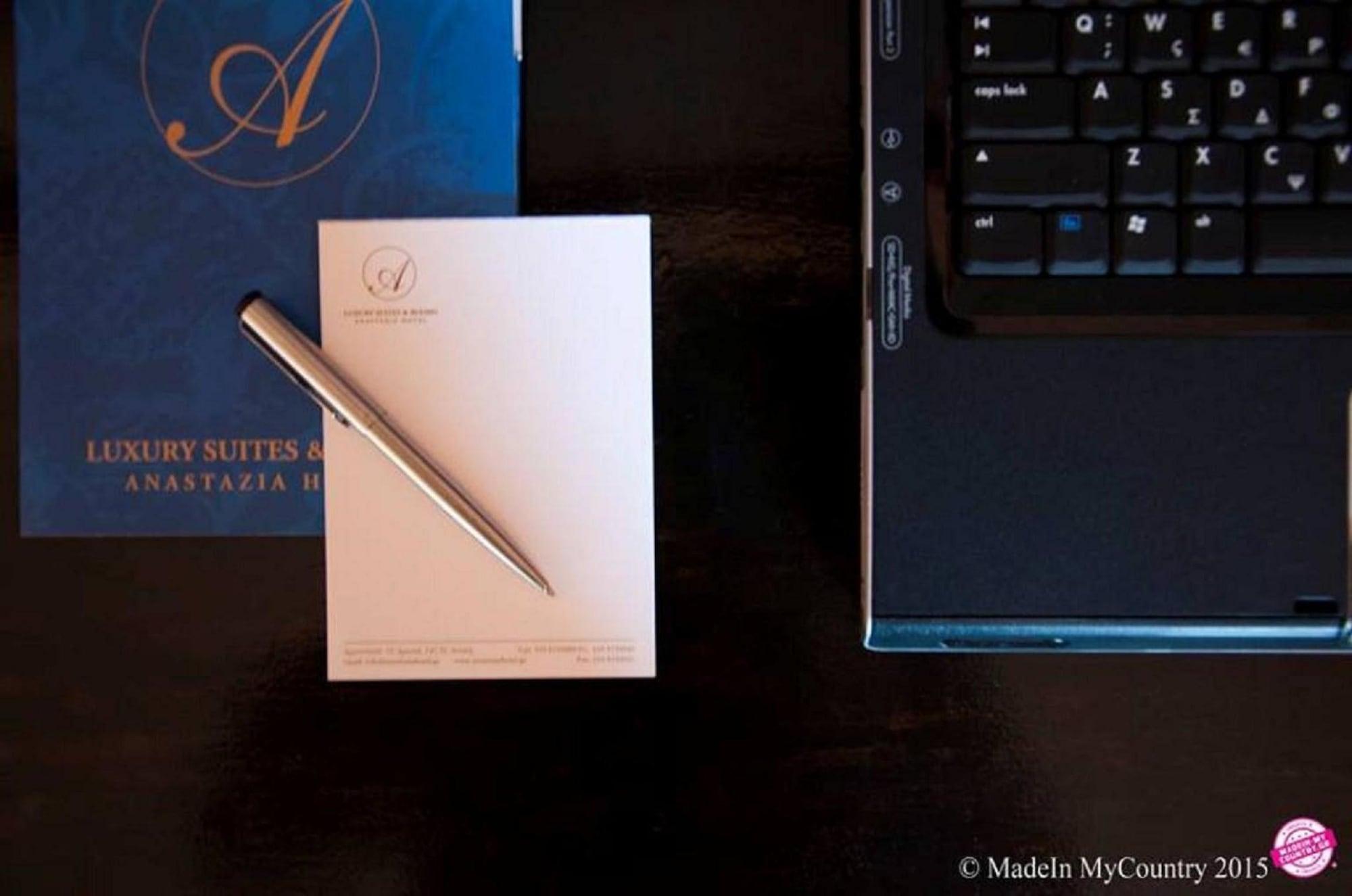 Anastazia Luxury & 2*
