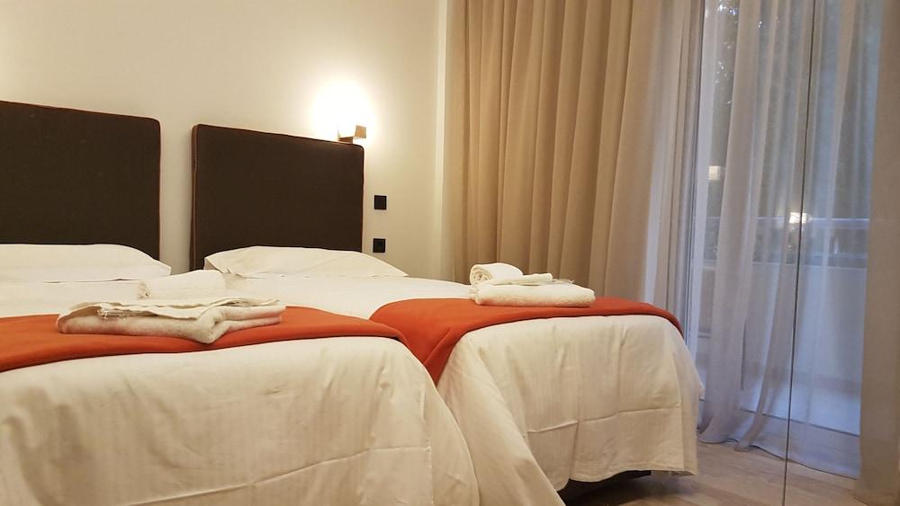 Anastazia Luxury & Ξενοδοχείο 2*
