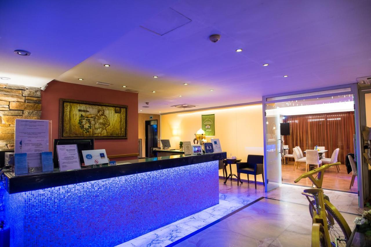Anastazia Luxury & מלון